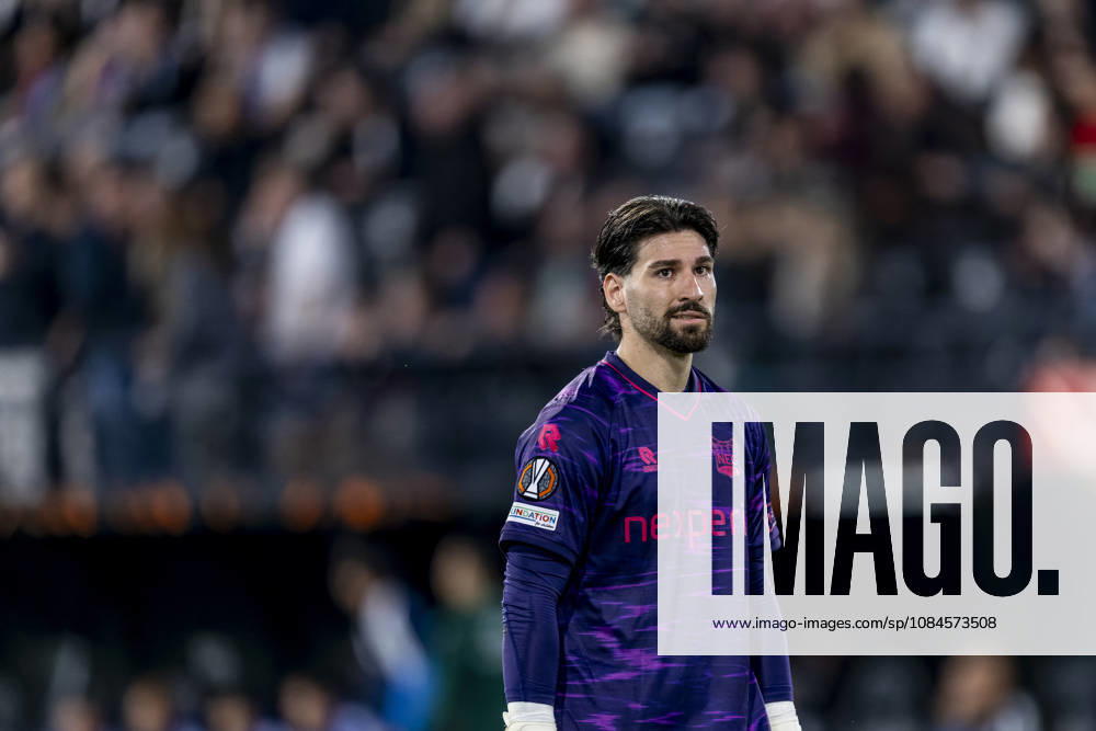 NIJMEGEN - NEC Nijmegen goalkeeper Gonzalo Crettaz during the UEFA Europa League match between N.E.C. and Levski Sofia at Stadion De Goffert on 15 October 2026 in Nijmegen, Nederland. (Photo by DeFodi Images) -