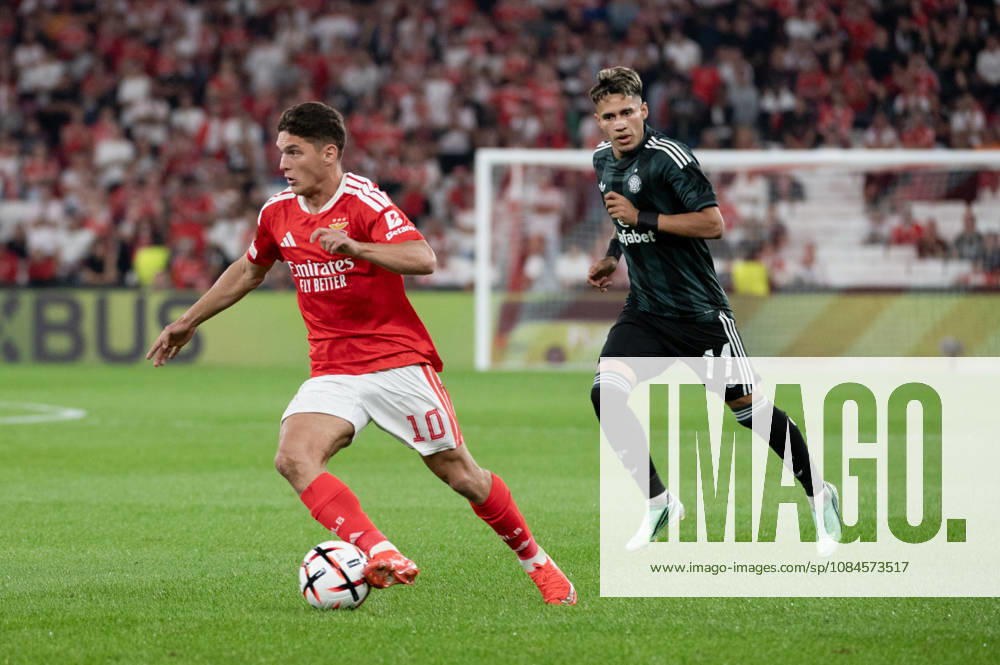 SL Benfica midfielder GEORGIY SUDAKOV controls the ball with a Celtic FC player pursuing him during their UEFA Europa League league phase matchday two fixture at Estadio da Luz in Lisbon, Portugal, on October 15, 2026. SL Benfica V Celtic FC - UEFA Europa League, Lisbon, Portugal - ZUMAr238 20261015_zip_r238_015