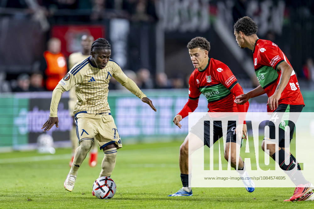 NIJMEGEN - (l-r) Levski Sofia forward David Kusso and NEC Nijmegen forward Clement Bischoff, NEC Nijmegen defender Deveron Fonville during the UEFA Europa League match between N.E.C. and Levski Sofia at Stadion De Goffert on 15 October 2026 in Nijmegen, Nederland. (Photo by DeFodi Images) -