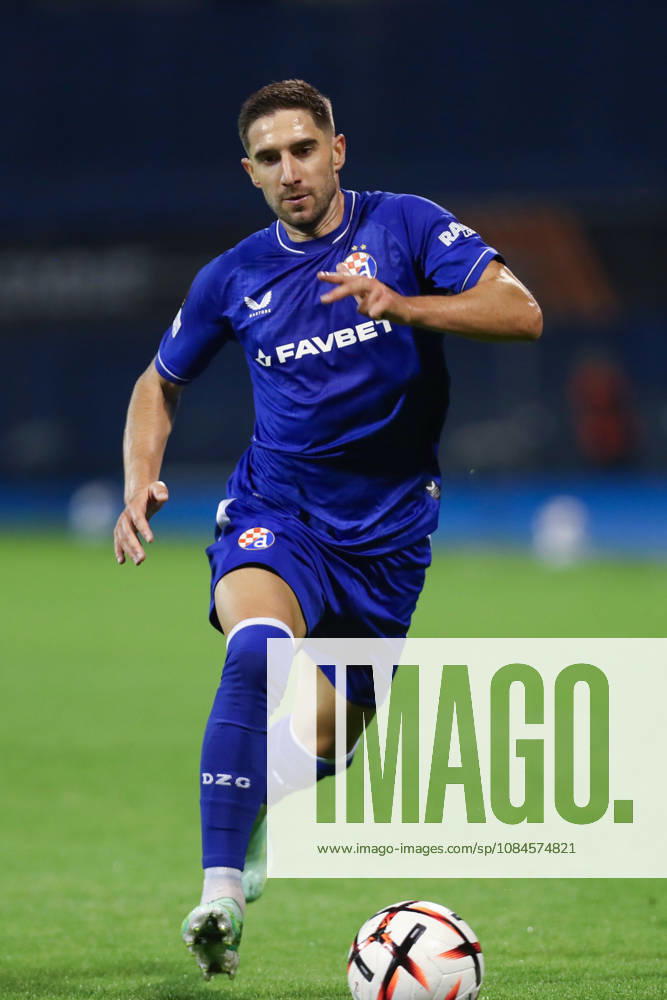 Zagreb, Croatia, 15th October 2026. UEFA Europa League. League phase, Matchday 2, Dinamo Zagreb vs Anderlecht at Maksimir Stadium, Zagreb. Luka IVANUSEC (17) with the ball. UEFA Europa League, Dinamo Zagreb vs Anderlecht.