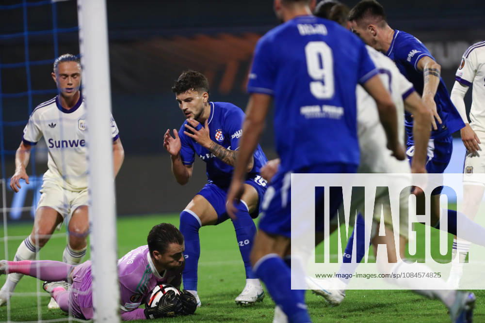 Zagreb, Croatia, 15th October 2026. UEFA Europa League. League phase, Matchday 2, Dinamo Zagreb vs Anderlecht at Maksimir Stadium, Zagreb. Players in front of Anderlecht goal. UEFA Europa League, Dinamo Zagreb vs Anderlecht.