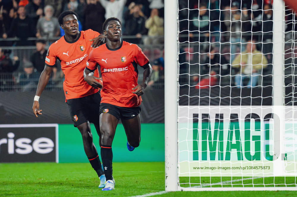 Joie des joueurs du Stade Rennais aprés le but de Mahamadou Nagida (Stade Rennais)