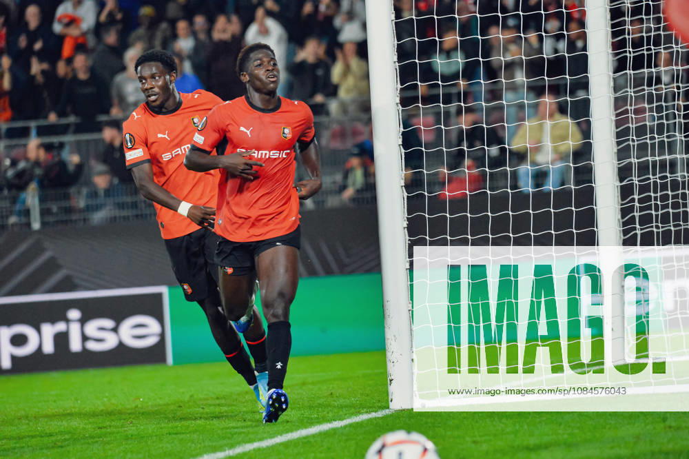 Joie des joueurs du Stade Rennais aprés le but de Mahamadou Nagida (Stade Rennais)