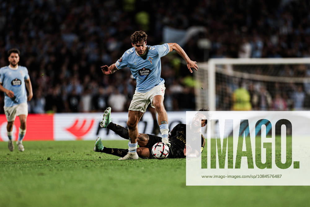 Claudio Giraldez, Head Coach of Celta de Vigo, in action during the UEFA Europa League 2026 27 League Phase MD2 match between Celta de Vigo and Juventus at Estadio de Balaidos. UEFA Europa League 2026 27 League Phase MD2 Celta De Vigo X Juventus - ZUMAe141 20261015_zsp_e141_057