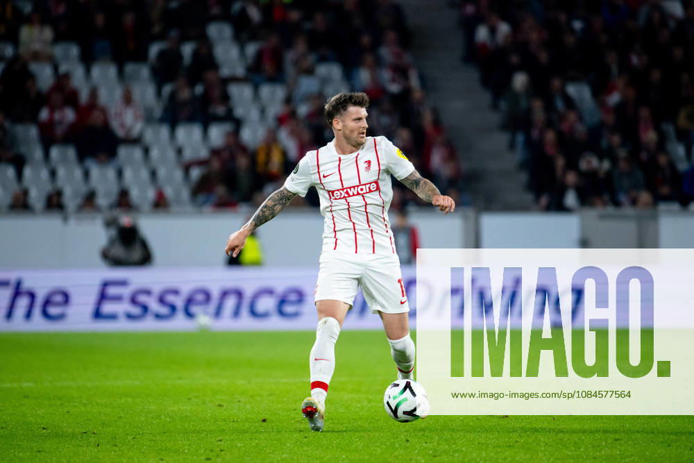 GER, Fussball, Herren, UEFA Conference League, Saison 2026 2027, 1. Spieltag, SC Freiburg vs. FK Jablonec Lukas Kübler ( SC Freiburg, 17 ) am Ball Freiburg Europapark Stadion Baden-Württemberg Deutschland