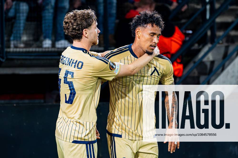 NIJMEGEN - Reinaldo of Levski Sofia celebrates his team s first goal with Serginho of Levski Sofia during the UEFA Europa League match between NEC Nijmegen and Levski Sofia at the Goffertstadion on October 15, 2026, in Nijmegen, the Netherlands. KEVIN SENDERS ANP UEFA Europa League 2026 27 ANPxSportx xMarcelxterxBalsxIVx 572568093 originalFilename: 572568093