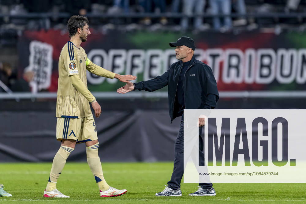NIJMEGEN - (l-r) Levski Sofia defender Kristian Dimitrov and NEC Nijmegen coach Dick Schreuder during the UEFA Europa League match between N.E.C. and Levski Sofia at Stadion De Goffert on 15 October 2026 in Nijmegen, Nederland. (Photo by DeFodi Images) -