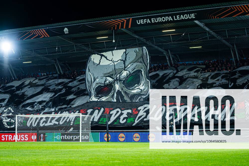 NIJMEGEN - Supporters of NEC Nijmegen with a fan display prior to the UEFA Europa League match between NEC Nijmegen and Levski Sofia at the Goffertstadion on October 15, 2026 in Nijmegen, the Netherlands. KEVIN SENDERS ANP UEFA Europa League 2026 27 ANPxSportx xMarcelxterxBalsxIVx 572571862 originalFilename: 572571862