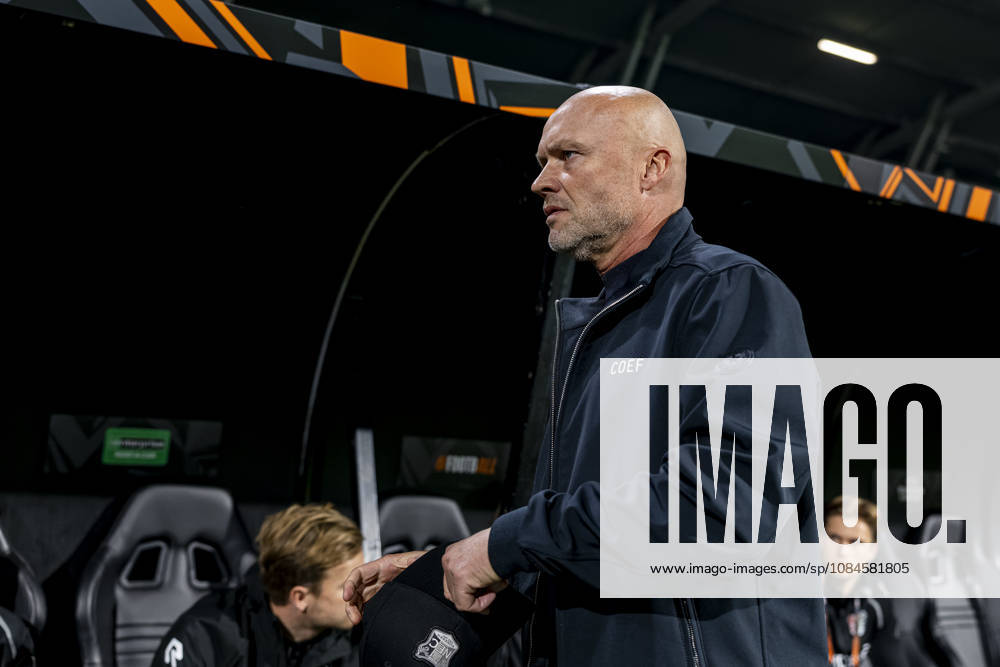 NIJMEGEN - NEC Nijmegen coach Dick Schreuder during the UEFA Europa League match between N.E.C. and Levski Sofia at Stadion De Goffert on 15 October 2026 in Nijmegen, Nederland. (Photo by DeFodi Images) -