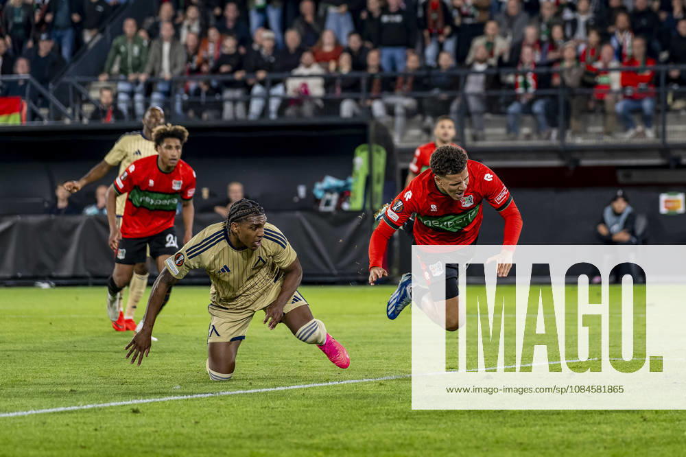 NIJMEGEN - (l-r) Levski Sofia defender Christian Makoun and NEC Nijmegen forward Clement Bischoff during the UEFA Europa League match between N.E.C. and Levski Sofia at Stadion De Goffert on 15 October 2026 in Nijmegen, Nederland. (Photo by DeFodi Images) -