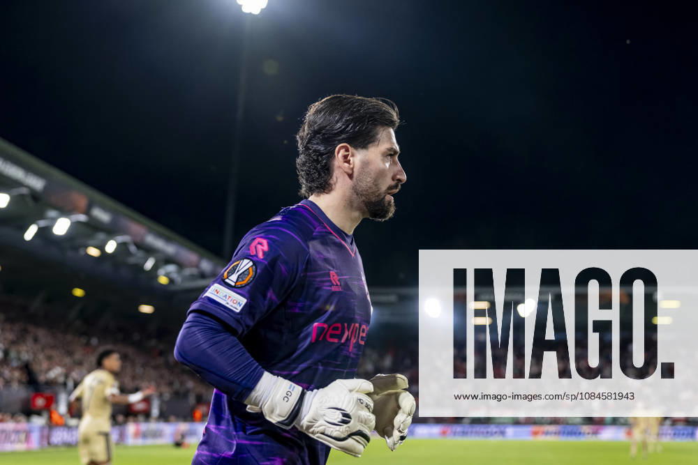NIJMEGEN - NEC Nijmegen goalkeeper Gonzalo Crettaz during the UEFA Europa League match between N.E.C. and Levski Sofia at Stadion De Goffert on 15 October 2026 in Nijmegen, Nederland. (Photo by DeFodi Images) -