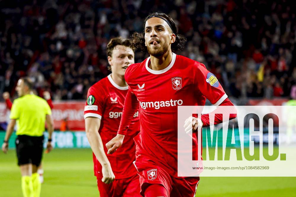 ENSCHEDE - Ramiz Zerrouki of FC Twente scores and celebrates his team s first goal during the UEFA Conference League match between FC Twente and FC Thun at De Grolsch Veste on October 15, 2026 in Enschede, the Netherlands. WART BRINKERHOF ANP UEFA Conference League 2026 27 ANPxSportx xMarcelxterxBalsxIVx 572580648 originalFilename: 572580648