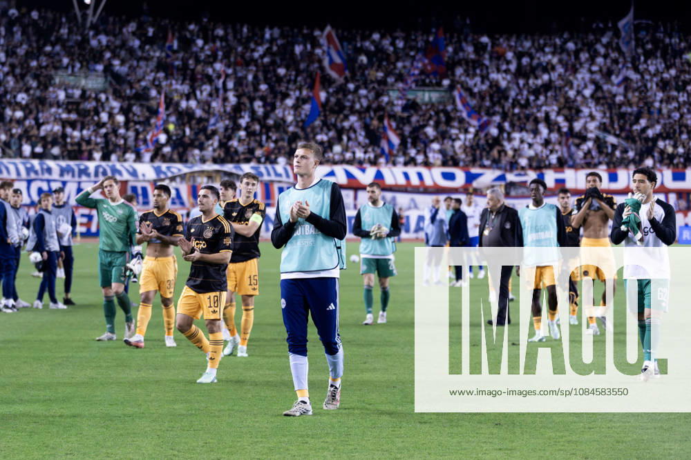 Ajax players greet their supporters after the UEFA Conference League match between HNK Hajduk Split (CRO) and AFC Ajax Amsterdam (NL) at Poljud Stadium. Split Croatia - ZUMAp210 20261015_zsp_p210_003