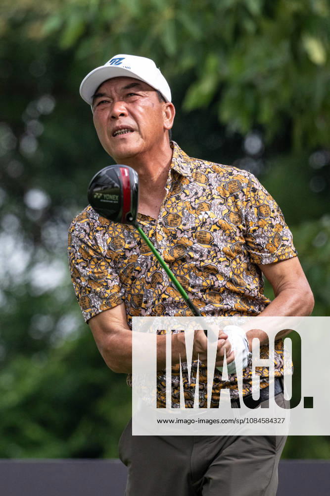 Zhang, LIANWEI from China..Round 2 in the Macao Open Golf at Macau Golf & Country Club. Macau Open Golf Round 2 - ZUMAr144 20261016_zap_r144_008
