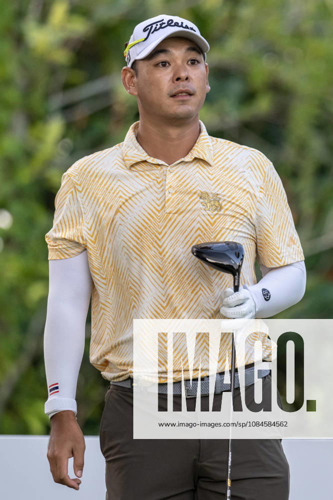 Charng-Tai SUDSOM from Thailand. Round 2 in the Macao Open Golf at Macau Golf & Country Club. Macau Open Golf Round 2 - ZUMAr144 20261016_zap_r144_016