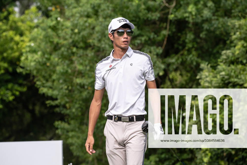 CHANG, Wei-lun from Taiwan. Round 2 in the Macao Open Golf at Macau Golf & Country Club. Coloane China - ZUMAr144 20261016_zap_r144_018