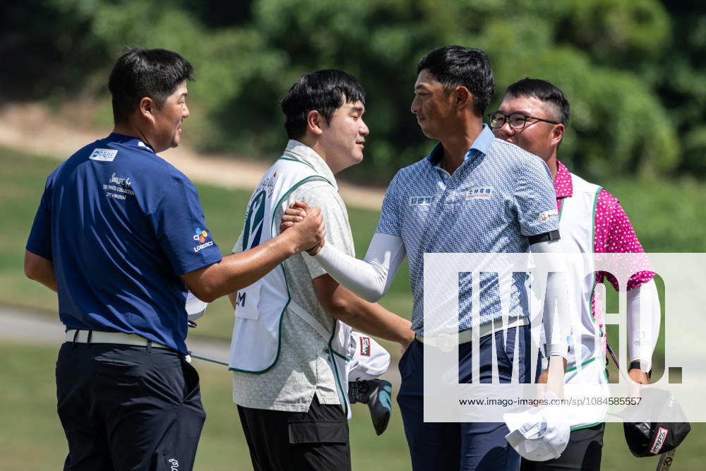 Sungjae IM from Korea (L) is congratulated on coming in -13 par by WANG Wei-hsuan from Taiwan(R) finishes -10par to rank 2nd.Round 2 in the Macao Open Golf at Macau Golf & Country Club. Coloane China - ZUMAr144 20261016_zap_r144_084