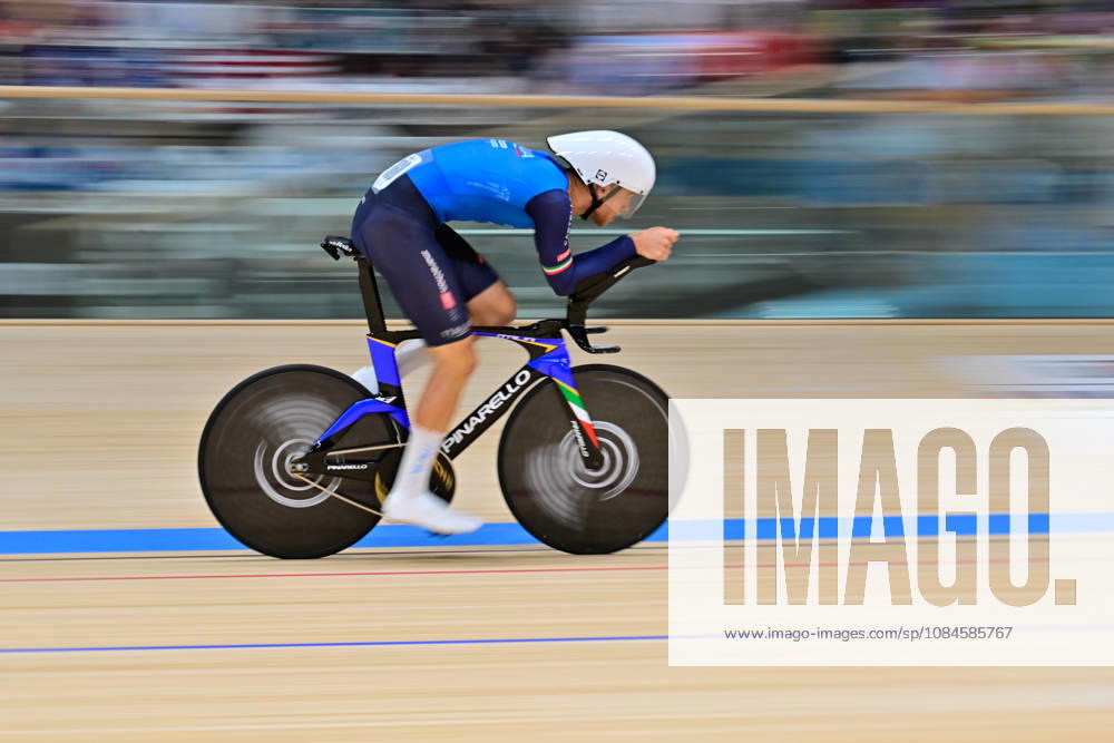 Jonathan Milan World record 2026 UCI Track cycling, Rad, Radsport, Bahnrad, Bahn World Championships Jonathan Milan, Italy World record Weltrekord 2026 Men s Individual Pursuit - Qualifying UCI Track Cycling World Championships held from 14 to 18 October 2026, at the Shanghai Velodrome in Shanghai, China.