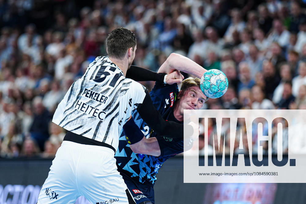 Hendrik Pekeler (THW Kiel, 61), Haukur Thrastarson (Rhein-Neckar Löwen, 25) GER, THW Kiel vs. Rhein-Neckar Löwen, Handball, 1. Bundesliga, Spieltag 9, Saison 2026 2027, 15.10.2026 GER, THW Kiel vs. Rhein-Neckar Löwen, Handball, 1. Bundesliga, Spieltag 9, Saison 2026 2027, 15.10.2026 Kiel