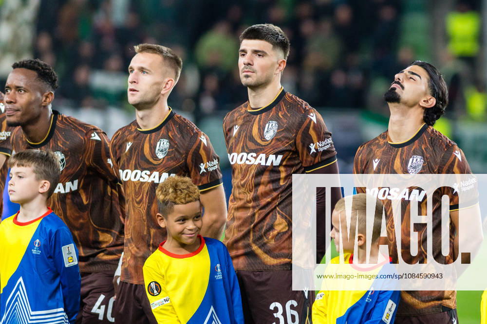 Ferencvaros v Viktoria Plzen, UEFA Europa League, Budapest, Hungary Budapest, Hungary. 15th, October 2026. (36) Stefan Pirgic and Merchas Doski (R) of Viktoria Plzen seen during the UEFA Europa League match between Ferencvaros and Viktoria Plzen at Groupama Arena in Budapest. Hungary, Budapest, Groupama Arena
