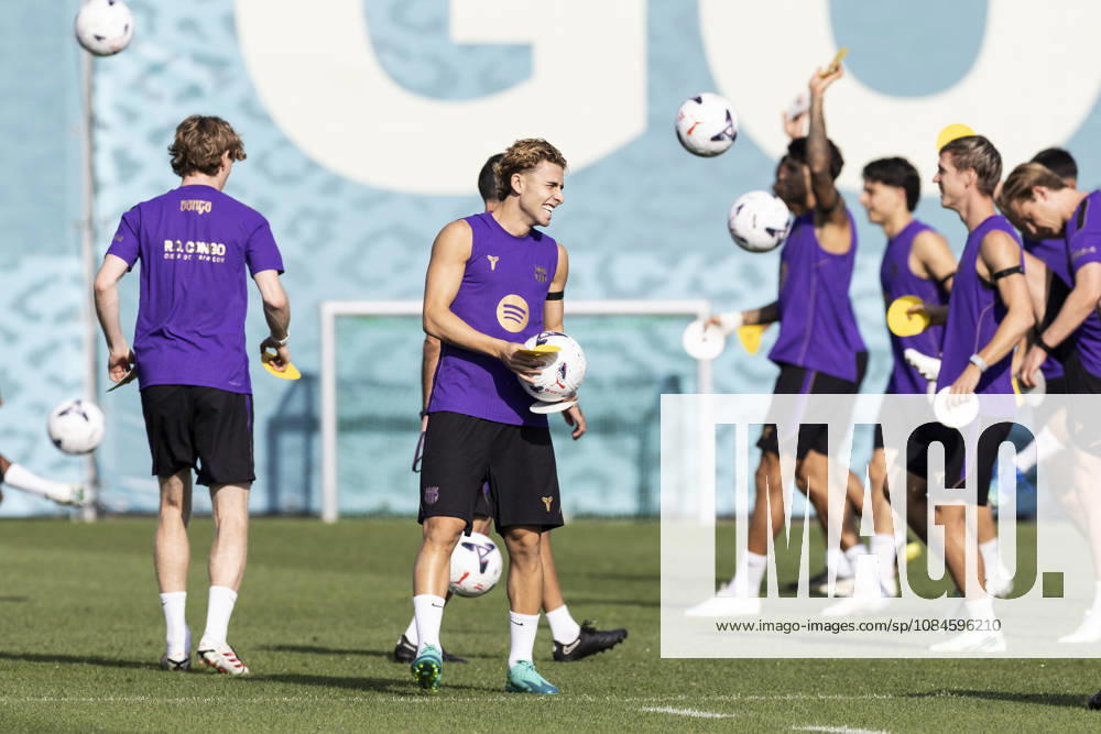 Fermin Lopez during the training day of FC Barcelona, Barca ahead the Spanish League, Laliga EA Sports, football match against Real Betis at Ciudad Esportiva Joan Gamper on October 16, 2026 in Sant Joan Despi, Barcelona, Spain. FC Barcelona Training And press conference, PK, Pressekonferenz - LaLiga EA Sports - ZUMAa181 20261016_zaa_a181_042