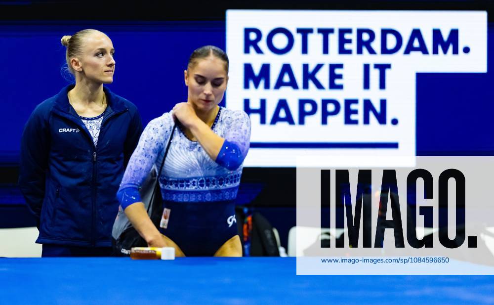 ROTTERDAM - Sanne Wevers and Vera van Pol during podium training at the World Gymnastics Championships in Ahoy Rotterdam. IRIS VAN DEN BROEK ANP ANPxSportx IVx 572627982 originalFilename: 572627982