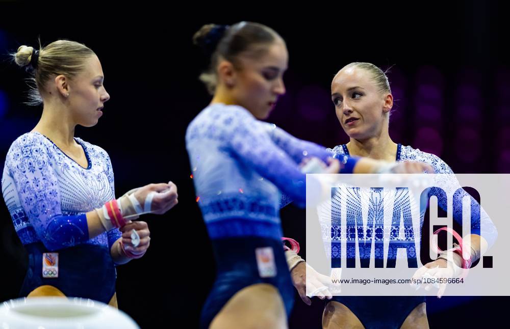 ROTTERDAM - Sanne Wevers, Vera van Pol and Sanna Veerman during podium training at the World Gymnastics Championships in Ahoy Rotterdam. IRIS VAN DEN BROEK ANP ANPxSportx IVx 572628118 originalFilename: 572628118