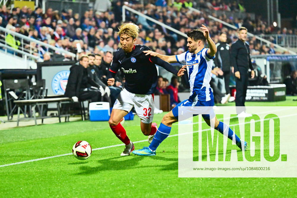 Fußball, Herren, 2.BL (Bundesliga), Saison 2026 2027, Holstein Kiel - Hertha BSC Berlin, 8. Spieltag, KSV, Holstein-Stadion, Letzter gegen Tabellenführer Hiroki Sekine am Ball gegen Josip Brekalo Kiel, Holstein-Stadion Holstein-Stadion Schleswig-Holstein Deutschland