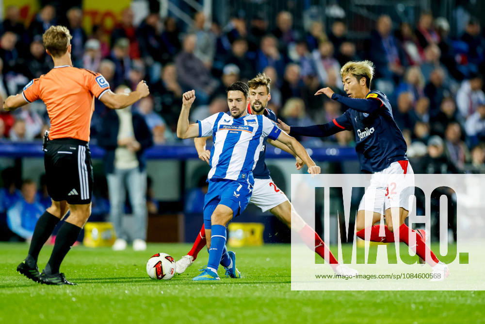 - Fußball, 2. Bundesliga 2026 27, Holstein Kiel - Hertha BSC: Josip Brekalo (Hertha BSC, 7), Jonas Meffert (Holstein Kiel, 28), Hiroki Sekine (Holstein Kiel, 32) DFL REGULATIONS PROHIBIT ANY USE OF PHOTOGRAPHS AS IMAGE SEQUENCES AND OR QUASI-VIDEO.