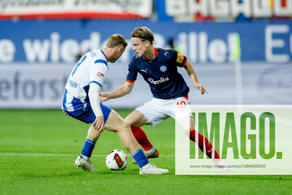 - Fußball, 2. Bundesliga 2026 27, Holstein Kiel - Hertha BSC: Julian Eitschberger (Hertha BSC, 2), Jonas Therkelsen (Holstein Kiel, 10) DFL REGULATIONS PROHIBIT ANY USE OF PHOTOGRAPHS AS IMAGE SEQUENCES AND OR QUASI-VIDEO.