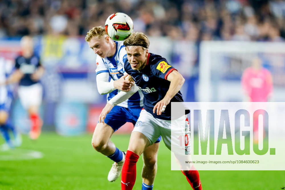 - Fußball, 2. Bundesliga 2026 27, Holstein Kiel - Hertha BSC: Julian Eitschberger (Hertha BSC, 2), Jonas Therkelsen (Holstein Kiel, 10) DFL REGULATIONS PROHIBIT ANY USE OF PHOTOGRAPHS AS IMAGE SEQUENCES AND OR QUASI-VIDEO.