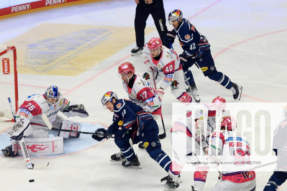 DEU, GER, Eishockey, 9.Spieltag, Saison 2026 27, Berlin, Eisbaeren Berlin vs. RB Muenchen Jonas Neffin ( Eisbaeren Berlin 75 ), Markus Vikingstad ( Eisbaeren Berlin 37 ), Korbinian Geibel ( Eisbaeren Berlin 40 ), GABRIEL FONTAINE ( RedBull Muenchen 97 ), Yasin Ehliz ( RedBull Muenchen 42 ) nordphoto GmbH Engler Berlin Uber-Arena Berlin Deutschland