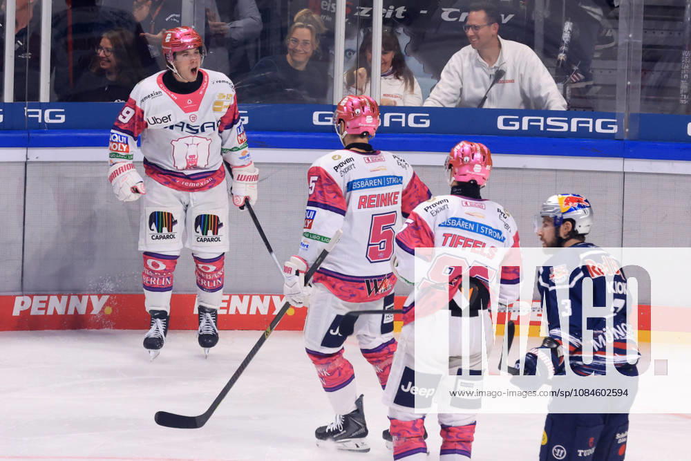 DEU, GER, Eishockey, 9.Spieltag, Saison 2026 27, Berlin, Eisbaeren Berlin vs. RB Muenchen 1:0 durch Ty Ronning ( Eisbaeren Berlin 9 ), Jubel, jubelt, Freude, Glueck, gluecklich, positive Emotionen, nordphoto GmbH Engler Berlin Uber-Arena Berlin Deutschland