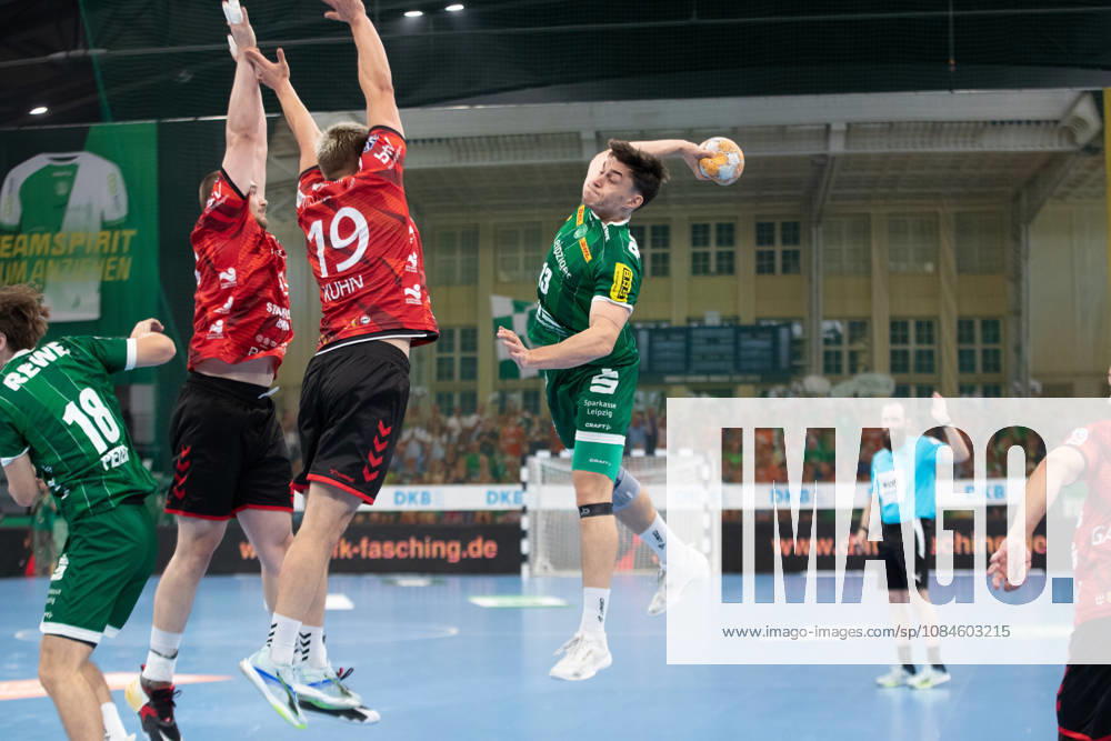 Handball, HBL2: SC DHfK Leipzig - ASV Hamm-Westfalen; 16.10.2026 Matej Klima (13, SC DHfK Leipzig) steigt zum Wurf hoch. Handball, 2. Bundesliga, Saison 2026 2027, 8. Spieltag: SC DHfK Leipzig vs. ASV Hamm-Westfalen am 16.10.2026 in der Quarterback Immobilien Arena Leipzig.