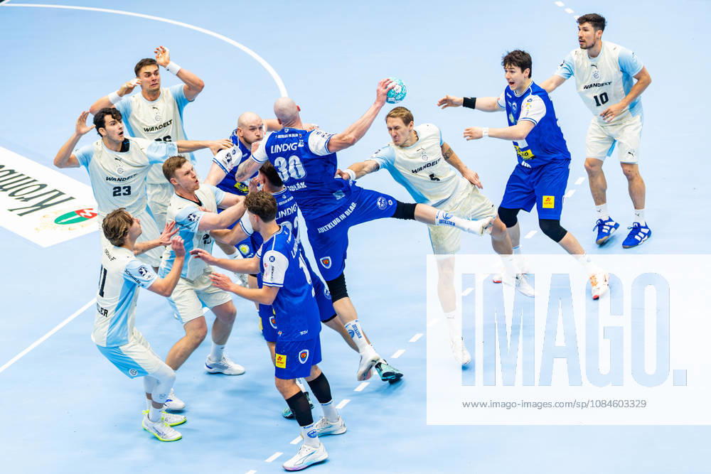 GER, Handball, Maenner, Saison 26 27, Opel 1.Bl, 9.Spieltag, ThSV Eisenach - VfL Gummersbach Dominik Solak (ThSV Eisenach,30) 99817 Eisenach Werner-Assmann-Halle Am Sportp Thueringen Deutschland