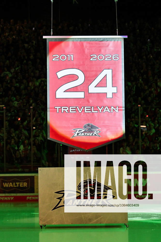 Penny DEL; Augsburger Panther - Adler Mannheim, 16.10.2026 AUGSBURG, GERMANY; 16. OCTOBER: im die Nummer von T. J. TREVELYAN, die heute unters Hallendach gezogen wird vor dem Match der Penny DEL zwischen den Augsburger Panthern und den Adler Mannheim am 9. Spieltag im Curt Frenzel Stadion