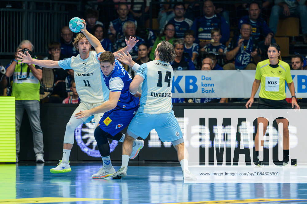Vukasin Antonijevic (ThSV Eisenach, 41), Teitur Einarsson (VfL Gummersbach, 14), Mathis Haseler (VfL Gummersbach, 11) GER, ThSV Eisenach gegen VfL Gummersbach, 1. Opel Handballbundesliga, Handball, 9.Spieltag, Saison 2026 2027, 20.00 Uhr, 16.10.2026 GER, ThSV Eisenach gegen VfL Gummersbach, 1. Opel Handballbundesliga, Handball, 9.Spieltag, Saison 2026 2027, 20.00 Uhr, 16.10.2026 Eisenach