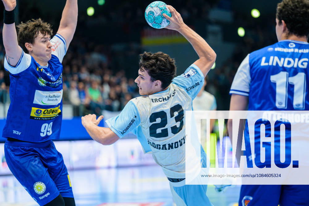 Nikola Roganovic (VfL Gummersbach, 23), Tillman Leu (ThSV Eisenach, 99), Gian Attenhofer (ThSV Eisenach, 11) GER, ThSV Eisenach gegen VfL Gummersbach, 1. Opel Handballbundesliga, Handball, 9.Spieltag, Saison 2026 2027, 20.00 Uhr, 16.10.2026 GER, ThSV Eisenach gegen VfL Gummersbach, 1. Opel Handballbundesliga, Handball, 9.Spieltag, Saison 2026 2027, 20.00 Uhr, 16.10.2026 Eisenach