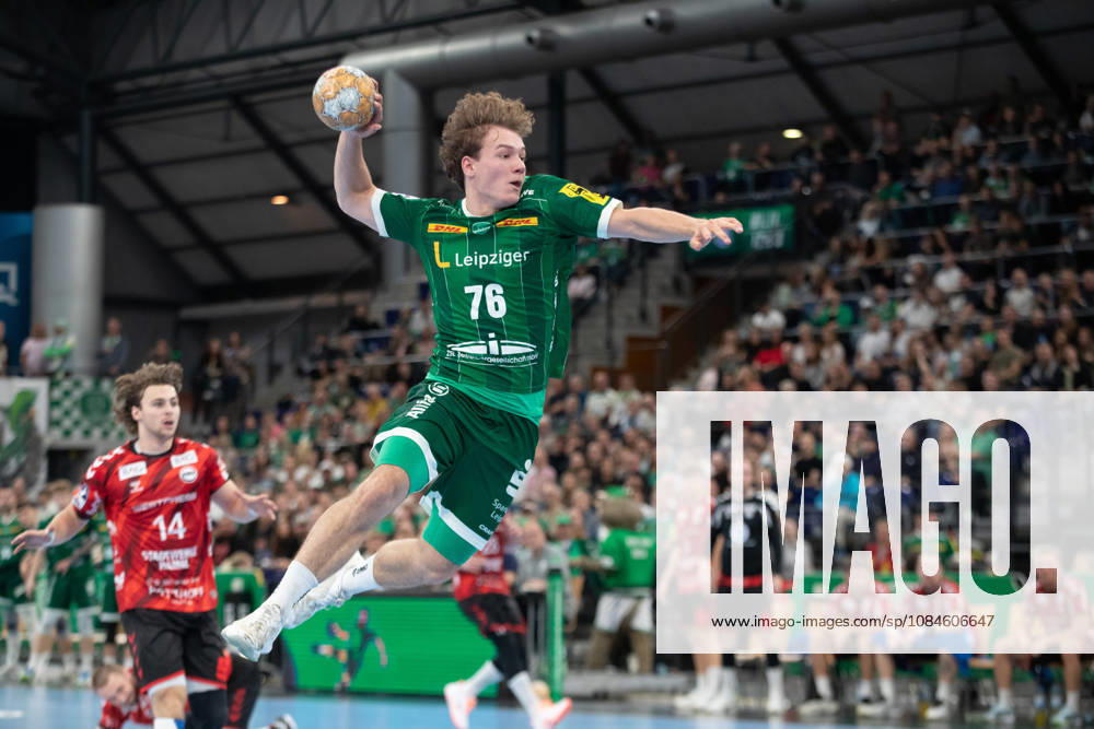 Handball, HBL2: SC DHfK Leipzig - ASV Hamm-Westfalen; 16.10.2026 Tom Koschek (76, SC DHfK Leipzig) eirft. Handball, 2. Bundesliga, Saison 2026 2027, 8. Spieltag: SC DHfK Leipzig vs. ASV Hamm-Westfalen am 16.10.2026 in der Quarterback Immobilien Arena Leipzig.