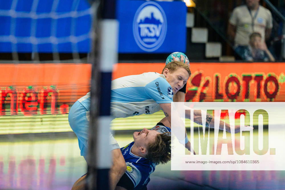 Tilen Kodrin (VfL Gummersbach, 05) gegen Felix Aellen (ThSV Eisenach, 22) GER, ThSV Eisenach gegen VfL Gummersbach, 1. Opel Handballbundesliga, Handball, 9.Spieltag, Saison 2026 2027, 20.00 Uhr, 16.10.2026 GER, ThSV Eisenach gegen VfL Gummersbach, 1. Opel Handballbundesliga, Handball, 9.Spieltag, Saison 2026 2027, 20.00 Uhr, 16.10.2026 Eisenach