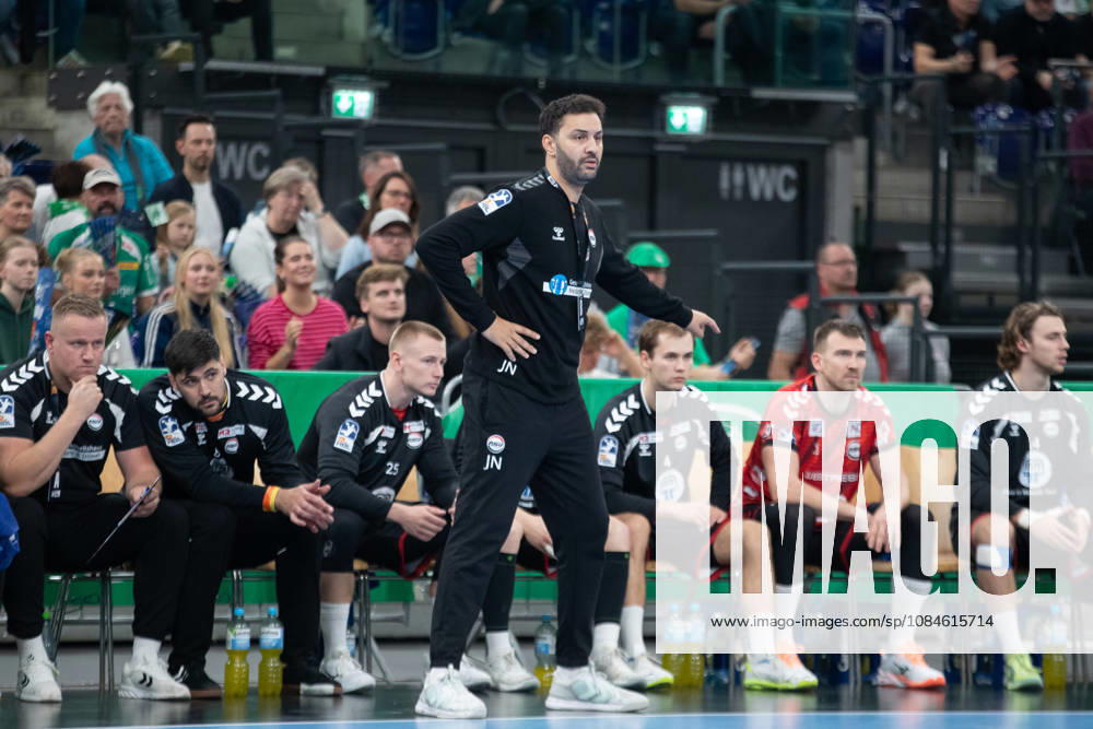 Handball, HBL2: SC DHfK Leipzig - ASV Hamm-Westfalen; 16.10.2026 Trainer Jamal Naji (ASV Hamm-Westfalen). Handball, 2. Bundesliga, Saison 2026 2027, 8. Spieltag: SC DHfK Leipzig vs. ASV Hamm-Westfalen am 16.10.2026 in der Quarterback Immobilien Arena Leipzig.