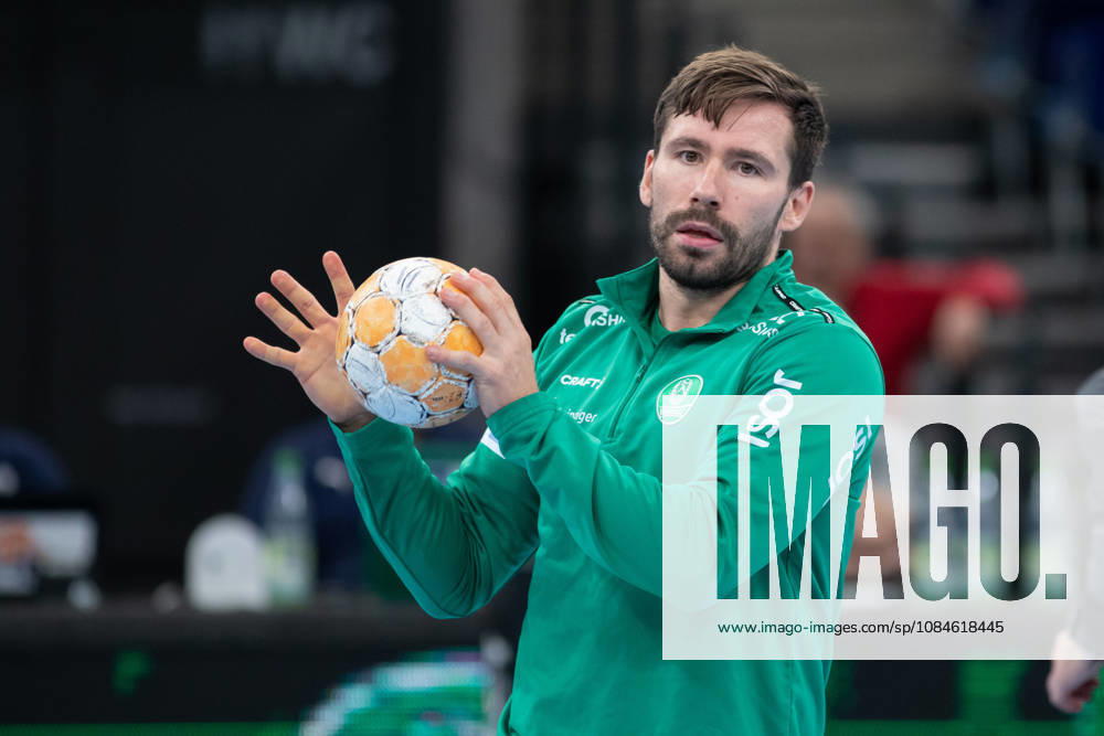Handball, HBL2: SC DHfK Leipzig - ASV Hamm-Westfalen; 16.10.2026 Lukas Binder (11, SC DHfK Leipzig) während der Erwärmung, Training. Handball, 2. Bundesliga, Saison 2026 2027, 8. Spieltag: SC DHfK Leipzig vs. ASV Hamm-Westfalen am 16.10.2026 in der Quarterback Immobilien Arena Leipzig.