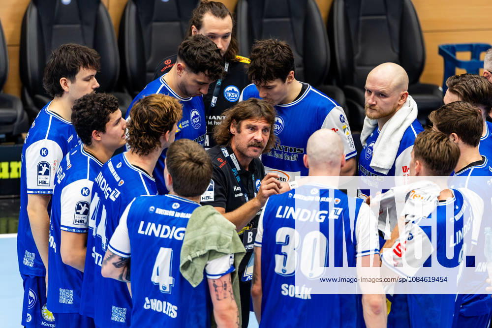 GER, Handball, Maenner, Saison 26 27, Opel 1.Bl, 9.Spieltag, ThSV Eisenach - VfL Gummersbach Sebastian Hinze (ThSV Eisenach,Trainer) 99817 Eisenach Werner-Assmann-Halle Am Sportp Thueringen Deutschland