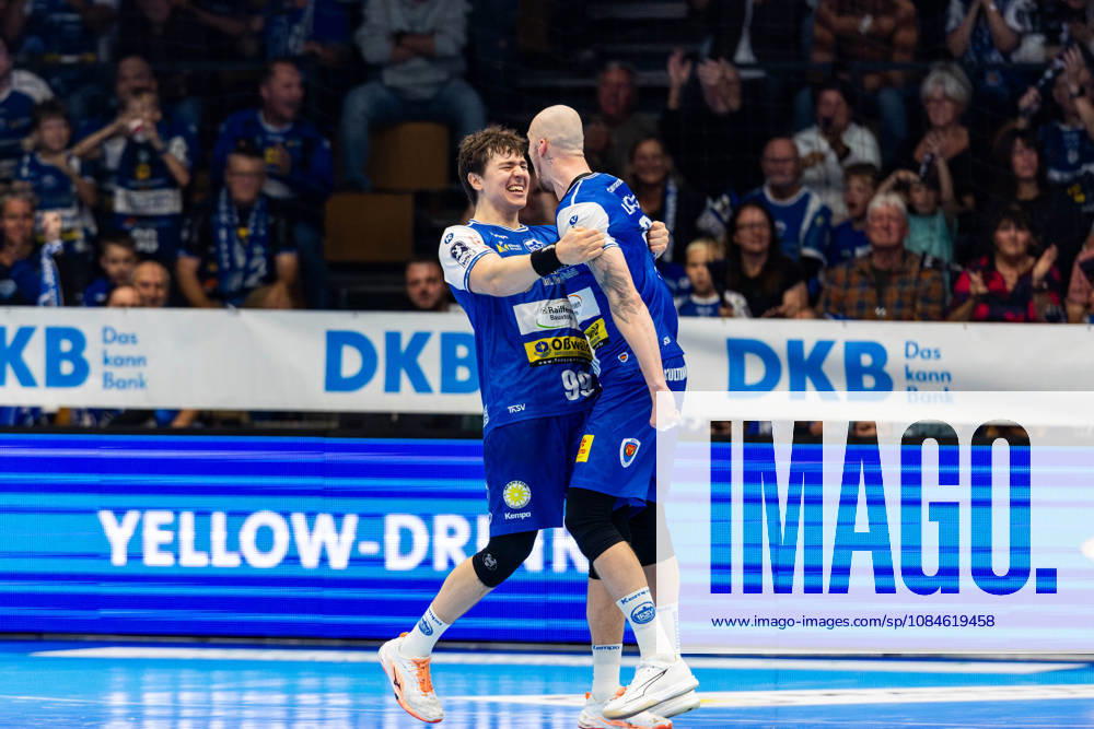 GER, Handball, Maenner, Saison 26 27, Opel 1.Bl, 9.Spieltag, ThSV Eisenach - VfL Gummersbach Tillman Leu (ThSV Eisenach,99), Dominik Solak (ThSV Eisenach,30) 99817 Eisenach Werner-Assmann-Halle Am Sportp Thueringen Deutschland
