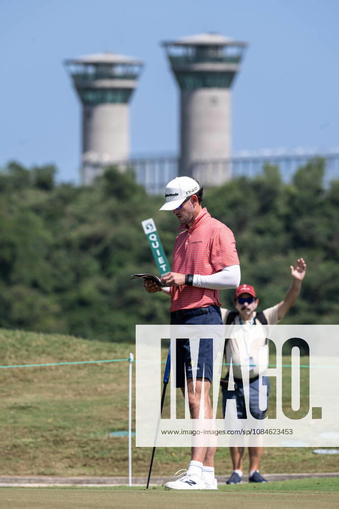 Austen TRUSLOW from the USA.Round 3 in the Macao Open Golf at Macau Golf & Country Club. Macau Open Golf Round 3 - ZUMAr144 20261017_zap_r144_013