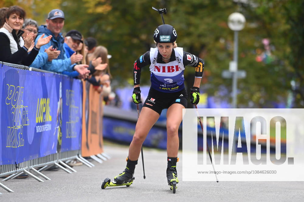 Johanna PUFF (GER),Aktion. Loop One-Biathlon Opening Festival im Olympiapark in Muenchen am 17.10.2026.