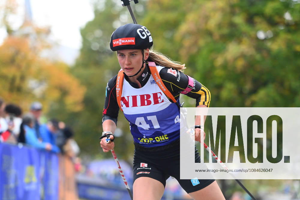 Julia TANNHEIMER (GER),Aktion, Loop One-Biathlon Opening Festival im Olympiapark in Muenchen am 17.10.2026.