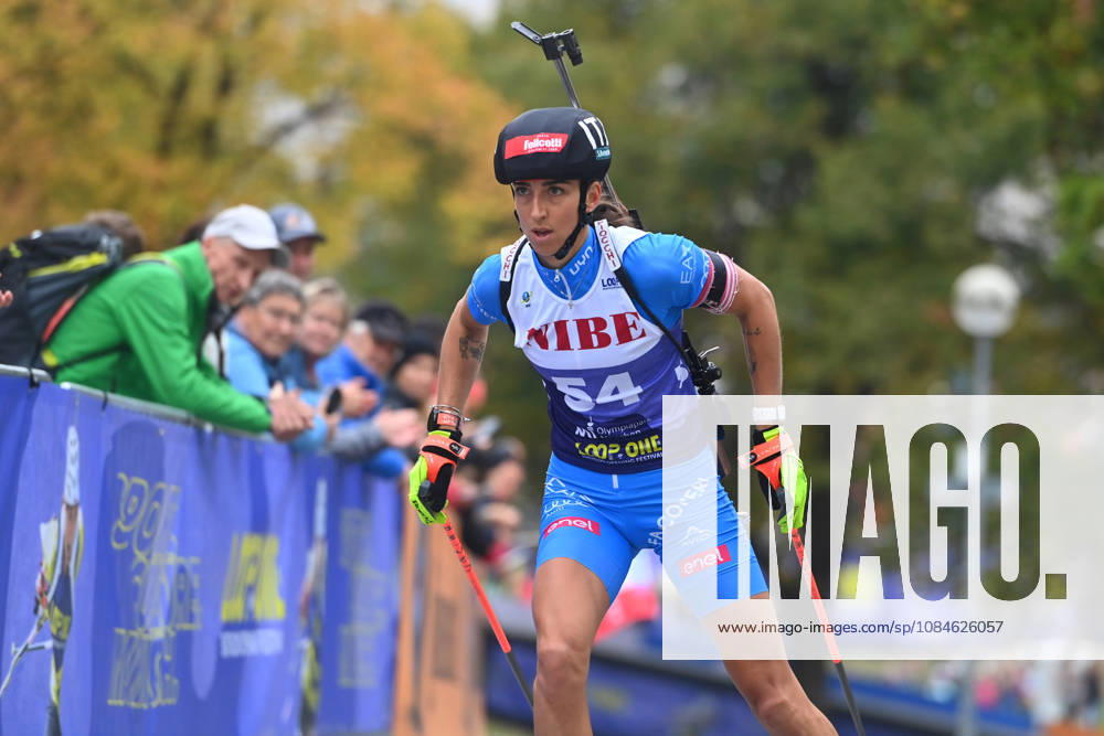 Lisa VITOZZI (ITA),,Aktion, Loop One-Biathlon Opening Festival im Olympiapark in Muenchen am 17.10.2026.