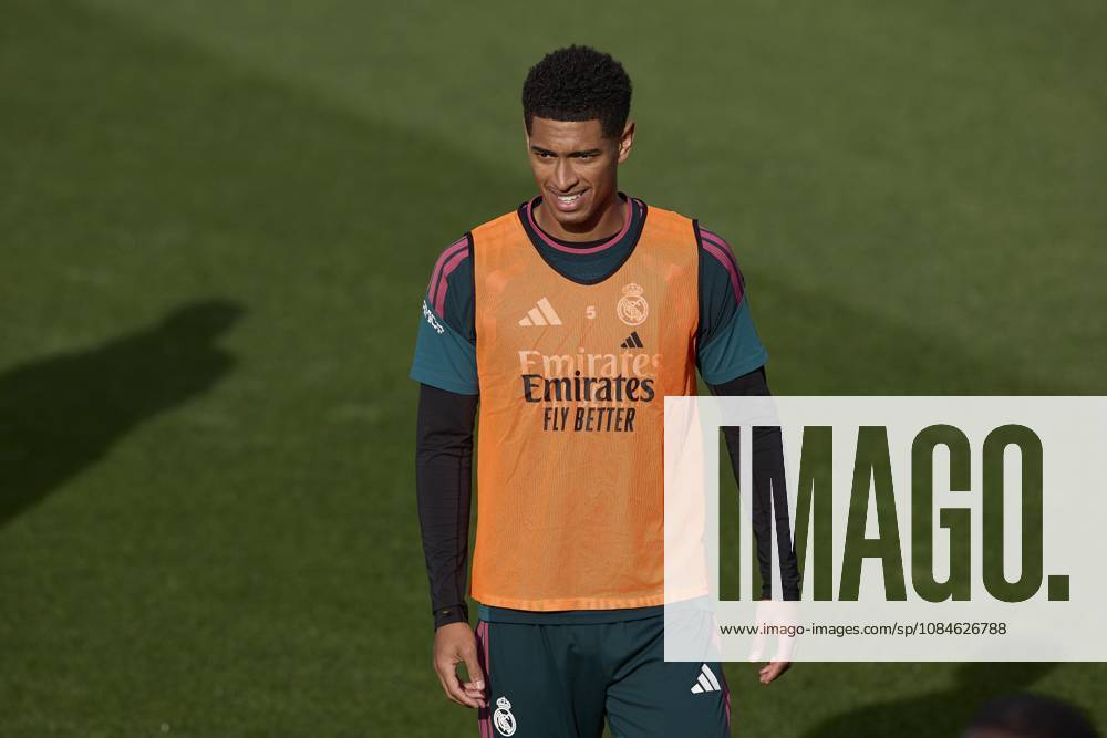 Jude Bellingham (Real Madrid CF) is seen in action during a training session on the eve of the LaLiga EA SPORTS 2026 2027 match between Real Madrid CF and Sevilla FC..Real Madrid CF is holding its final training session and press conference, PK, Pressekonferenz ahead of its ninth LaLiga game. Madrid Spain - ZUMAs197 20261017_aaa_s197_036