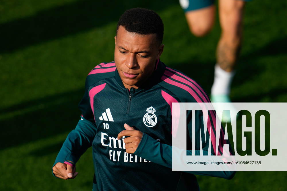 Kylian Mbappe during the training day of Real Madrid ahead the Spanish League, LaLiga EA Sports, football match against Sevilla FC at Ciudad Deportiva Real Madrid on October 17, 2026, in Valdebebas, Madrid, Spain. Real Madrid Training And press conference, PK, Pressekonferenz - LaLiga Ea Sports - ZUMAa181 20261017_zaa_a181_038